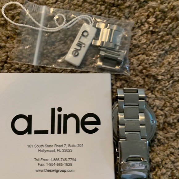 Aline stainless steel white dial chronograph watch - Picture 2 of 8